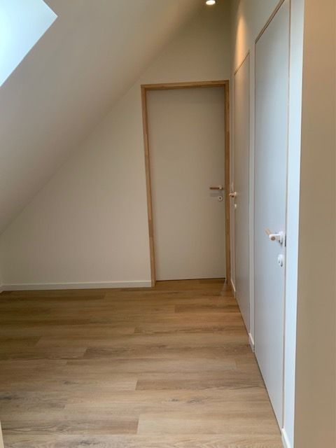 Gang met karakteristieke deuren